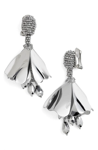 Oscar De La Renta Small Impatiens Flower Drop Clip Earrings In Silver