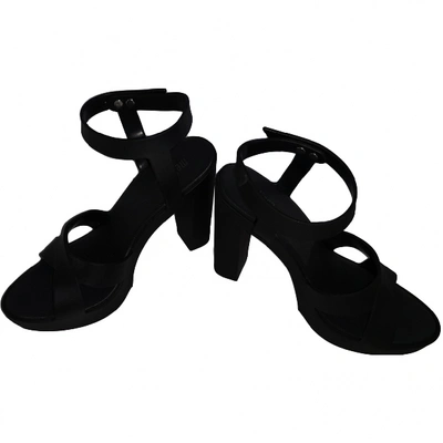 Pre-owned Melissa Sandals In Black