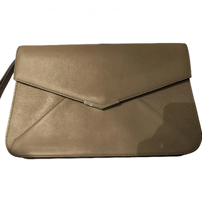 Pre-owned Fendi Leather Clutch Bag In Grey