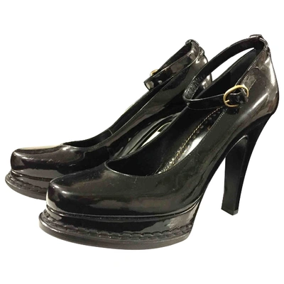 Pre-owned Saint Laurent Patent Leather Heels In Black