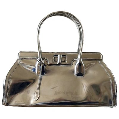 Pre-owned Tod's Patent Leather Handbag In Silver
