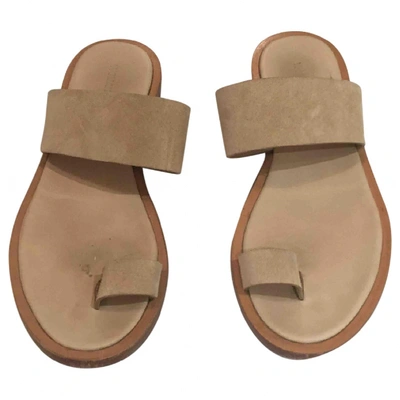 Pre-owned Common Projects Sandal In Beige