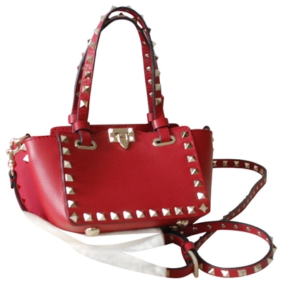 Pre-owned Valentino Garavani Rockstud Leather Handbag In Red