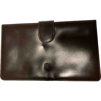 Pre-owned Loewe Leather Clutch Bag In Brown