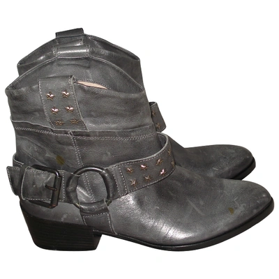Pre-owned Janet & Janet Leather Western Boots In Grey