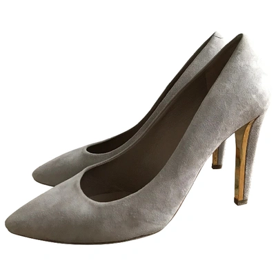 Pre-owned Chloé Heels In Grey