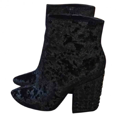Pre-owned Kendall + Kylie Velvet Ankle Boots In Black