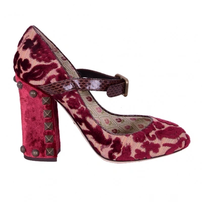 Pre-owned Dolce & Gabbana Burgundy Velvet Heels