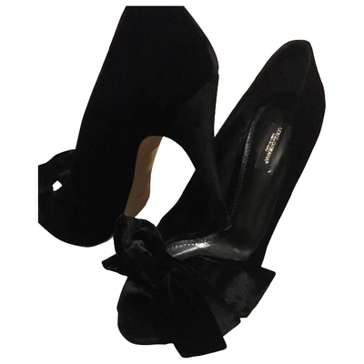 Pre-owned Dolce & Gabbana Velvet Heels In Black