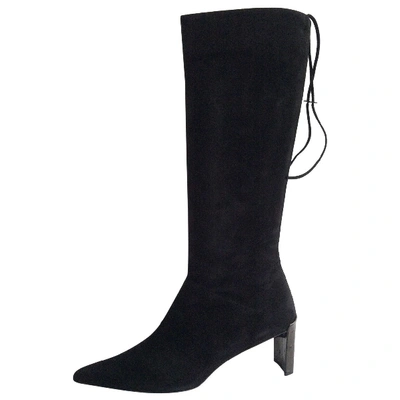 Pre-owned Dkny Boots In Black