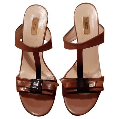 Pre-owned Prada Patent Leather Mules In Brown