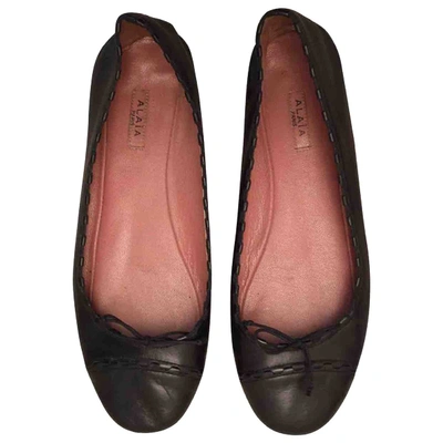 Pre-owned Alaïa Leather Ballet Flats In Black