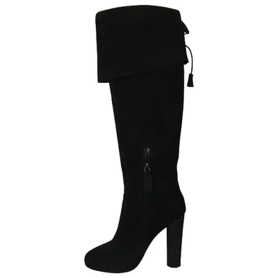 Pre-owned Aperlai Boots In Black