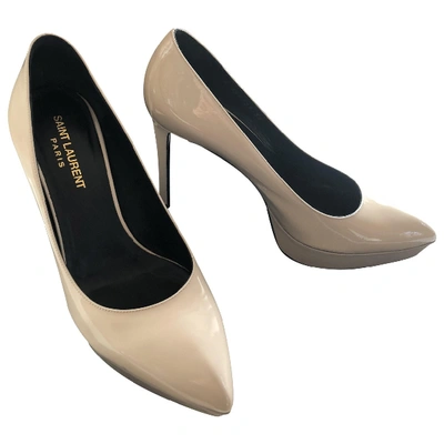 Pre-owned Saint Laurent Janis Beige Patent Leather Heels