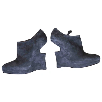 Pre-owned Alaïa Open Toe Boots In Grey