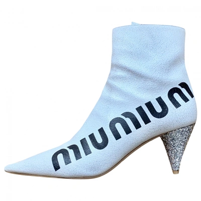 Pre-owned Miu Miu Leather Ankle Boots In White