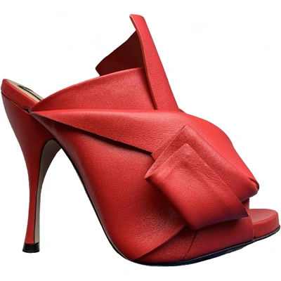 Pre-owned N°21 Leather Heels In Red