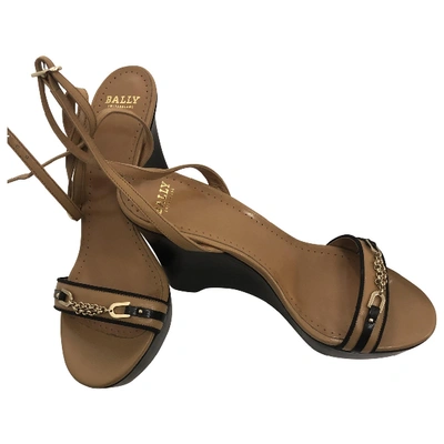 Pre-owned Bally Leather Sandal In Camel