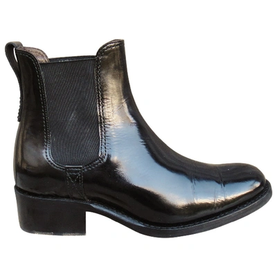 Pre-owned Heschung Patent Leather Ankle Boots In Black