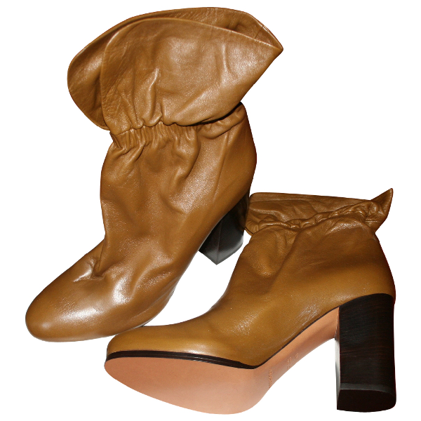 Pre-Owned Vanessa Bruno Leather Ankle Boots | ModeSens