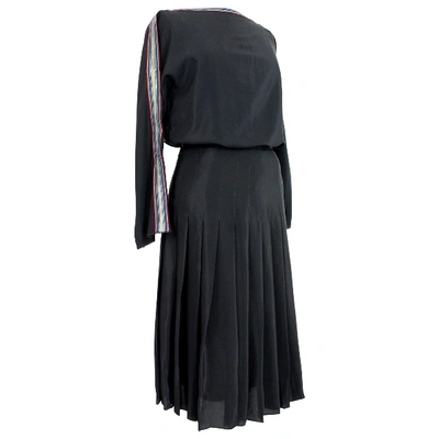 Pre-owned Genny Silk Skirt Suit In Black