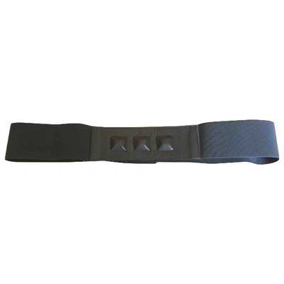 Pre-owned French Connection Belt In Black
