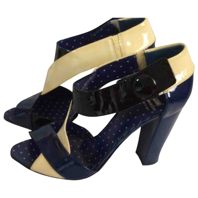 Pre-owned Moschino Cheap And Chic Patent Leather Sandals In Blue