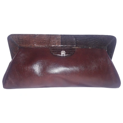 Pre-owned Etienne Aigner Leather Clutch Bag In Brown