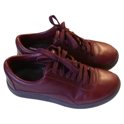 Pre-owned Louis Vuitton Timeout Leather Trainers In Burgundy