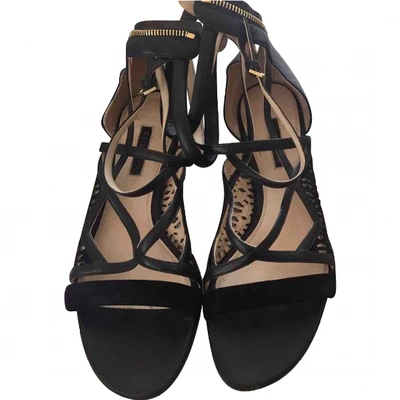 Pre-owned Elie Saab Leather Sandal In Black