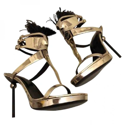 Pre-owned Roger Vivier Patent Leather Sandal In Gold