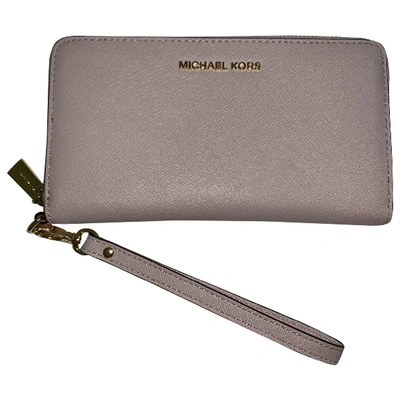 Pre-owned Michael Kors Leather Wallet In Pink
