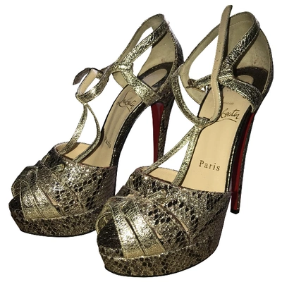 Pre-owned Christian Louboutin Gold Python Sandals