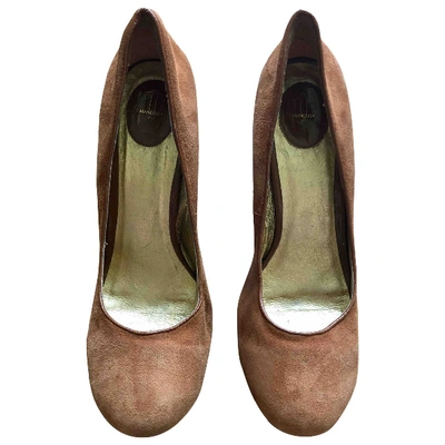 Pre-owned Manoush Leather Heels In Camel