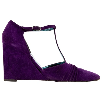 Pre-owned Fendi Heels In Purple