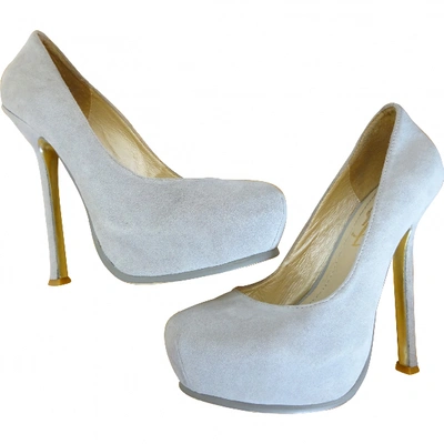 Pre-owned Saint Laurent Trib Too Heels In Grey