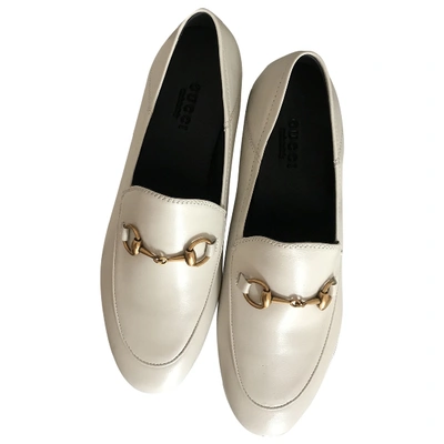 Pre-owned Gucci Brixton White Leather Flats