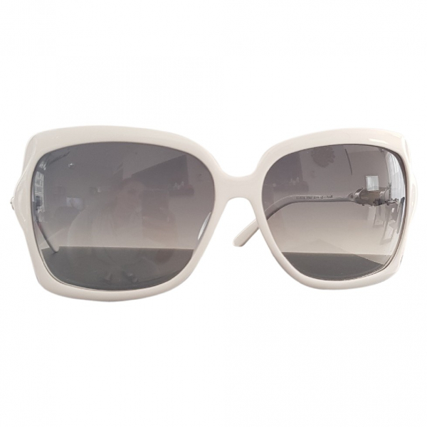 white gucci glasses