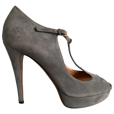 Pre-owned Gucci Heels In Grey
