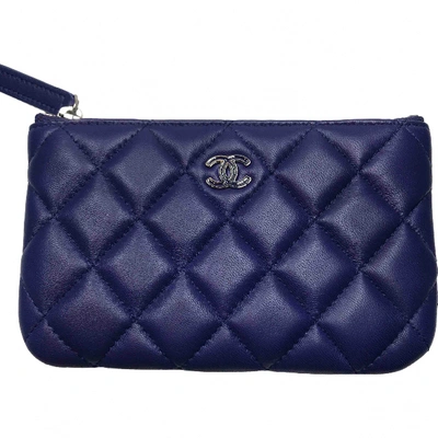 Pre-owned Chanel Leather Purse In Blue