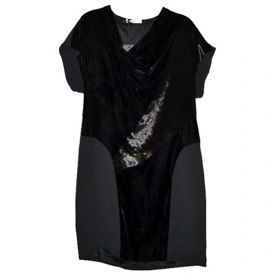 Pre-owned Prada Velvet Mid-length Dress In Black
