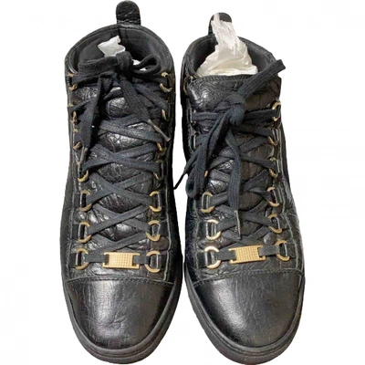 Pre-owned Balenciaga Arena Patent Leather Trainers In Black