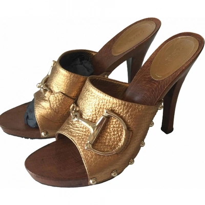 Pre-owned Gucci Gold Leather Mules & Clogs