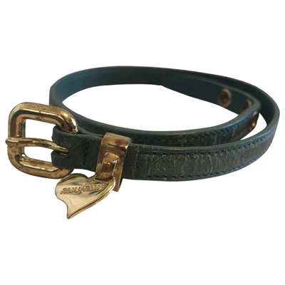 Pre-owned Miu Miu Leather Bracelet In Green