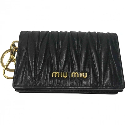 Pre-owned Miu Miu Leather Key Ring In Black