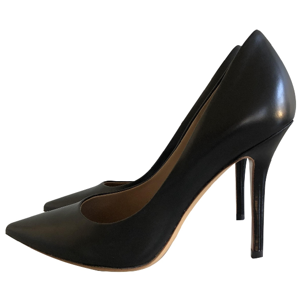Pre-Owned Salvatore Ferragamo Black Leather Heels | ModeSens