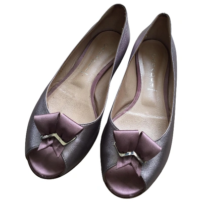 Pre-owned Casadei Cloth Flats In Purple