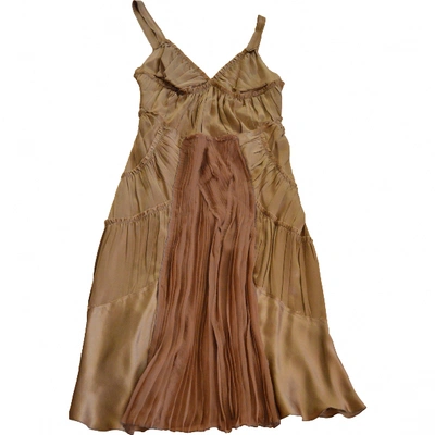Pre-owned Alberta Ferretti Silk Mid-length Dress In Gold