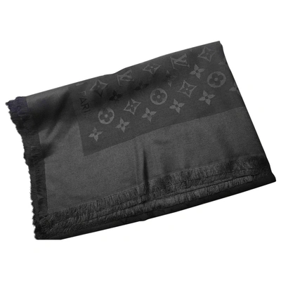 Pre-owned Louis Vuitton Châle Monogram Shine Silk Scarf In Black
