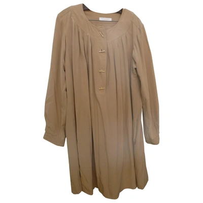 Pre-owned Chloé Silk Mid-length Dress In Beige